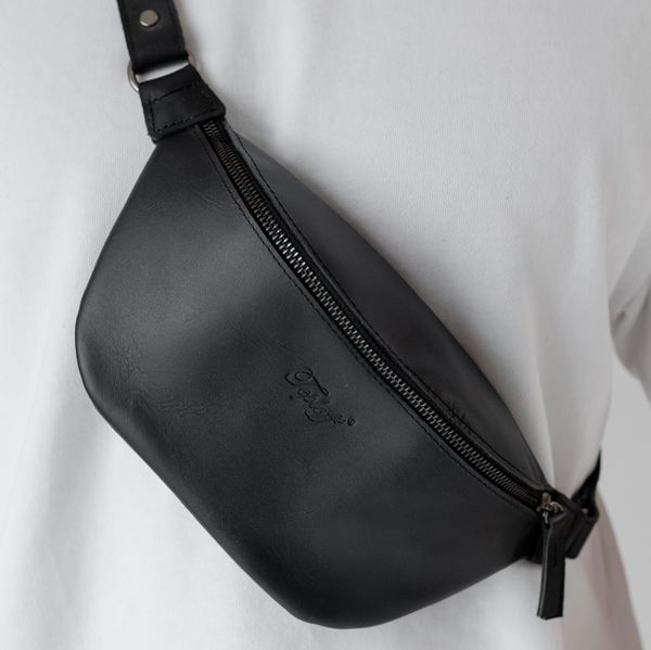 Leather bag-banana Shoulder bag (Black)